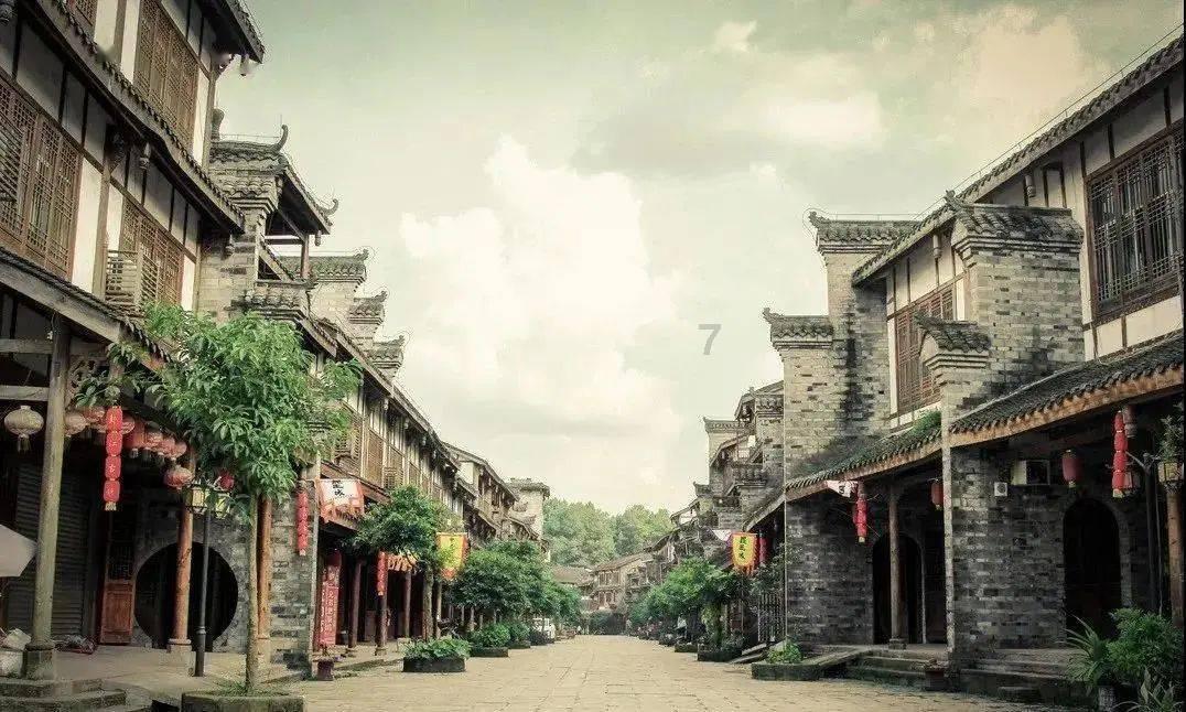 深入了解三轮电动车原先充八小时现在充四小时就满了里程也跑不远了怎么维修?,尽享知识星球平台的乐趣!